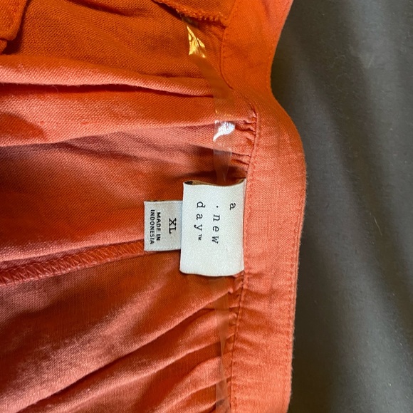 Peach peasant top - Picture 3 of 3